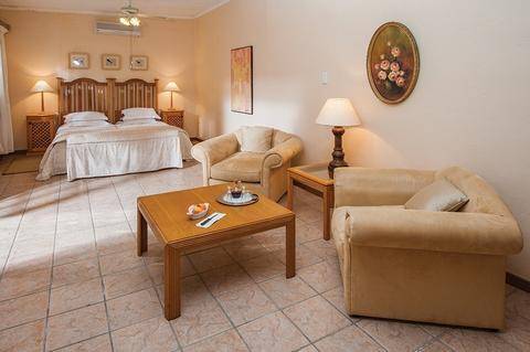 A large de lux suite at Cosmos Cuisine Guesthouse in Addo, Eastern Cape